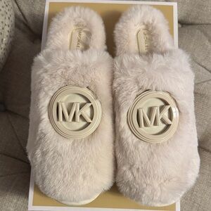 Michael Kors Plush Cream Slippers